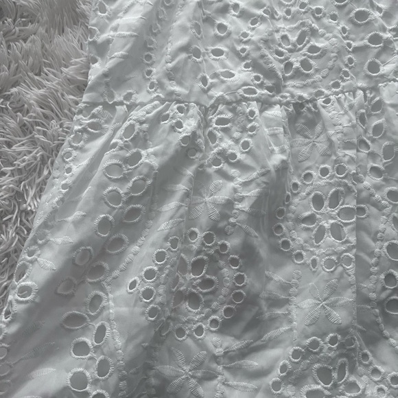 White Eyelet Dress EUC Shein - Picture 5 of 8